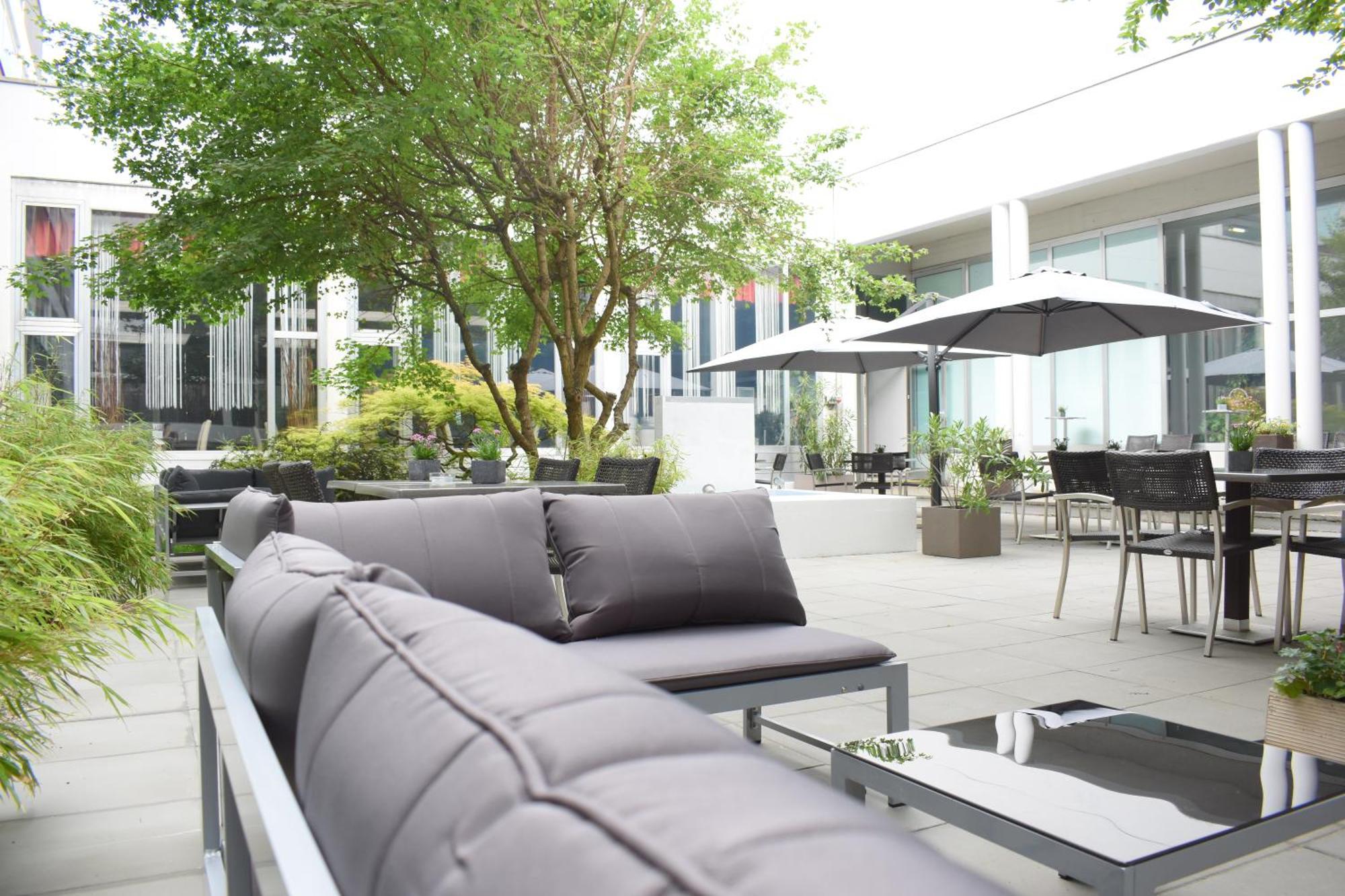 College Garden Hotel バート・フェスラウ エクステリア 写真